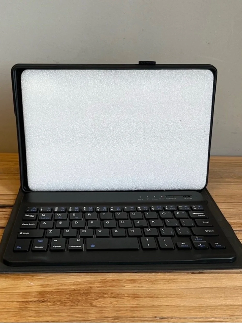 Black Wireless Smart Keyboard Case for iPad 9th Generation-NIB